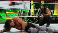 Reigns defended his WWE World Heavyweight Championship against the returning Seth Rollins